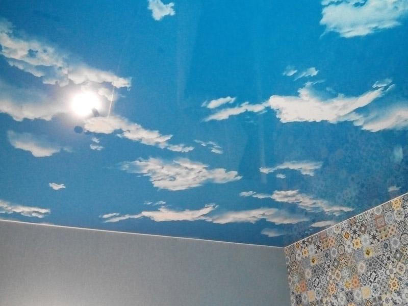 Небо с облаками натяжные потолки