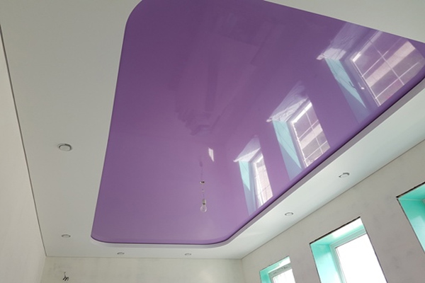 Сиреневые натяжные потолки